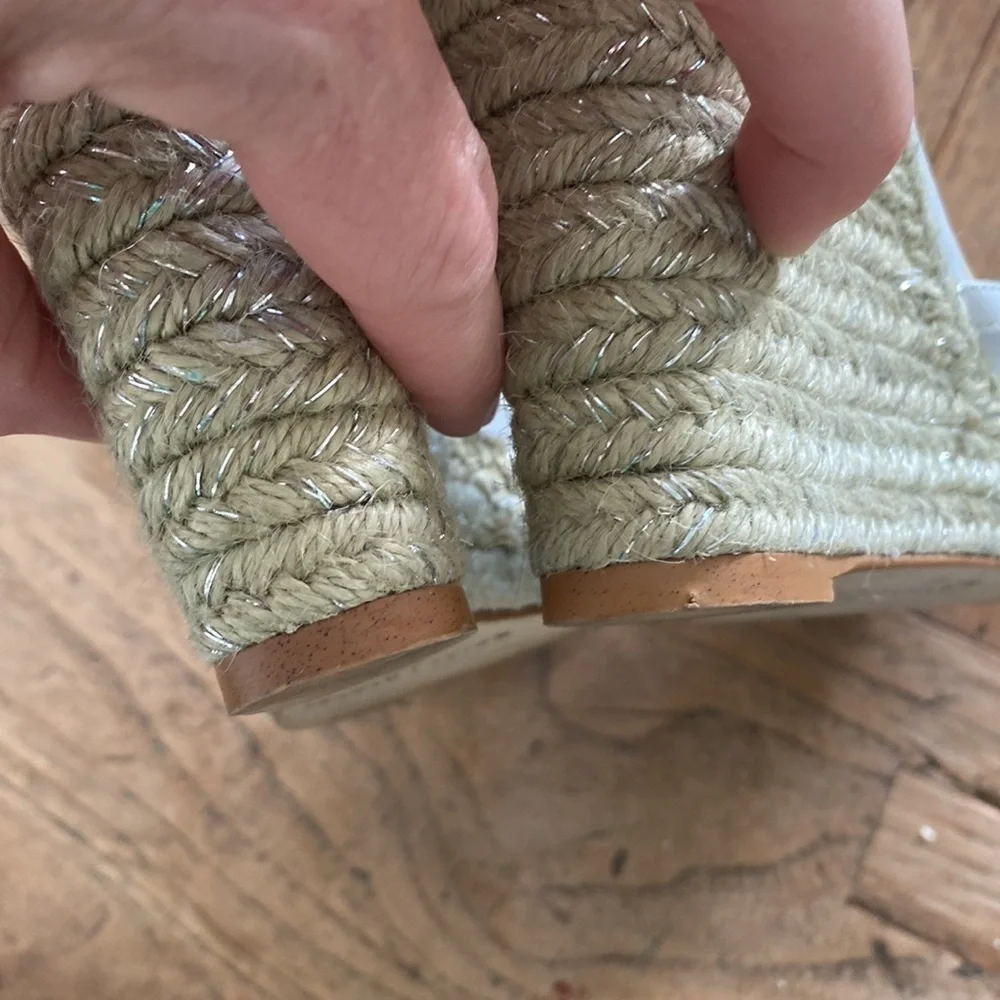 White House Black Market Rhinestone Wedge Heels – White – Size 9.5